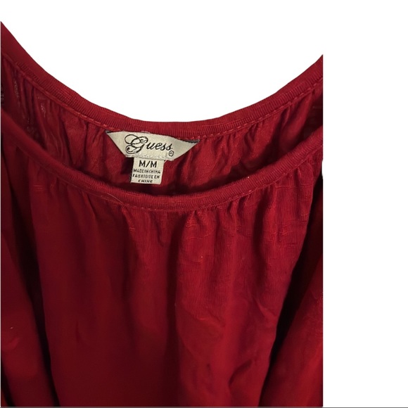 SALE!! GUESS TOP ๐ฅ๐ฅ5/25!! ๐ฅ๐ฅ - Picture 2 of 5